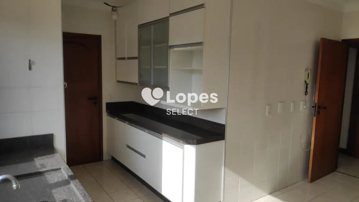 Apartamento com 3 quartos à venda e para alugar, 138m2 em Vila Embaré, Valinhos - SP - imagem 5 Foto 5 de Apartamento com 3 quartos à venda e para alugar, 138m2 em Vila Embaré, Valinhos - SP
