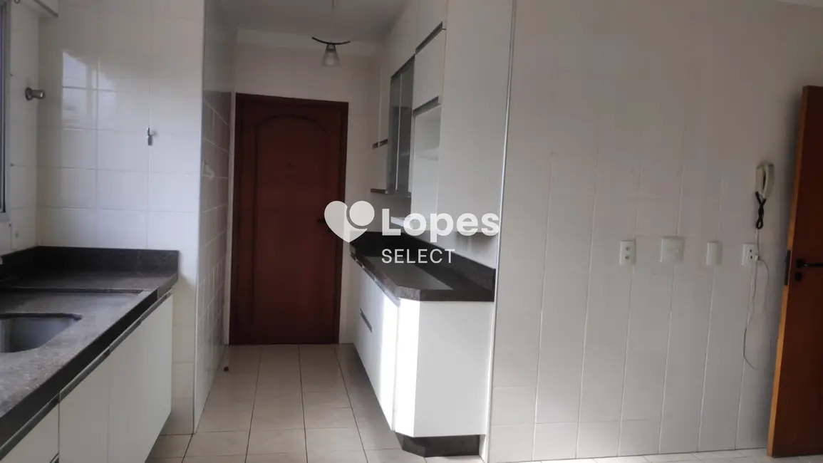 Apartamento com 3 quartos à venda e para alugar, 138m2 em Vila Embaré, Valinhos - SP - imagem 6 Foto 6 de Apartamento com 3 quartos à venda e para alugar, 138m2 em Vila Embaré, Valinhos - SP
