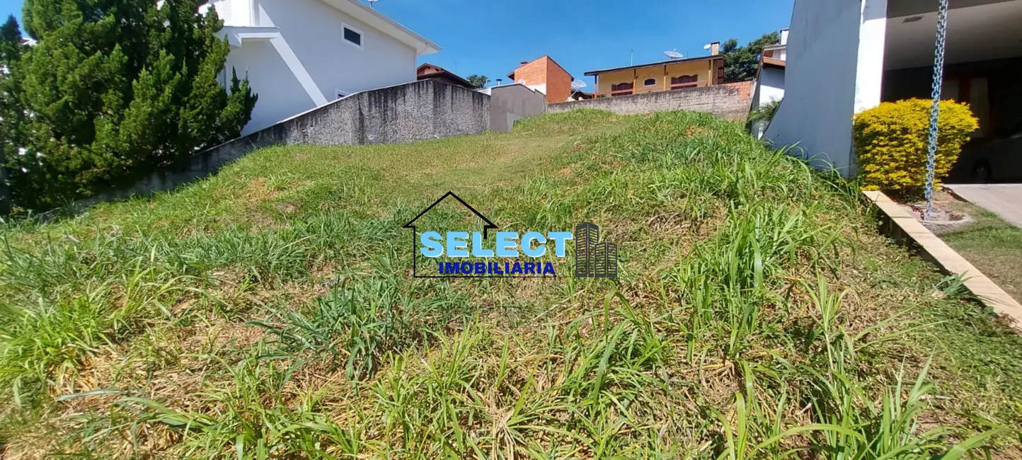 Foto 1 de Terreno / Lote à venda, 450m2 em Louveira - SP