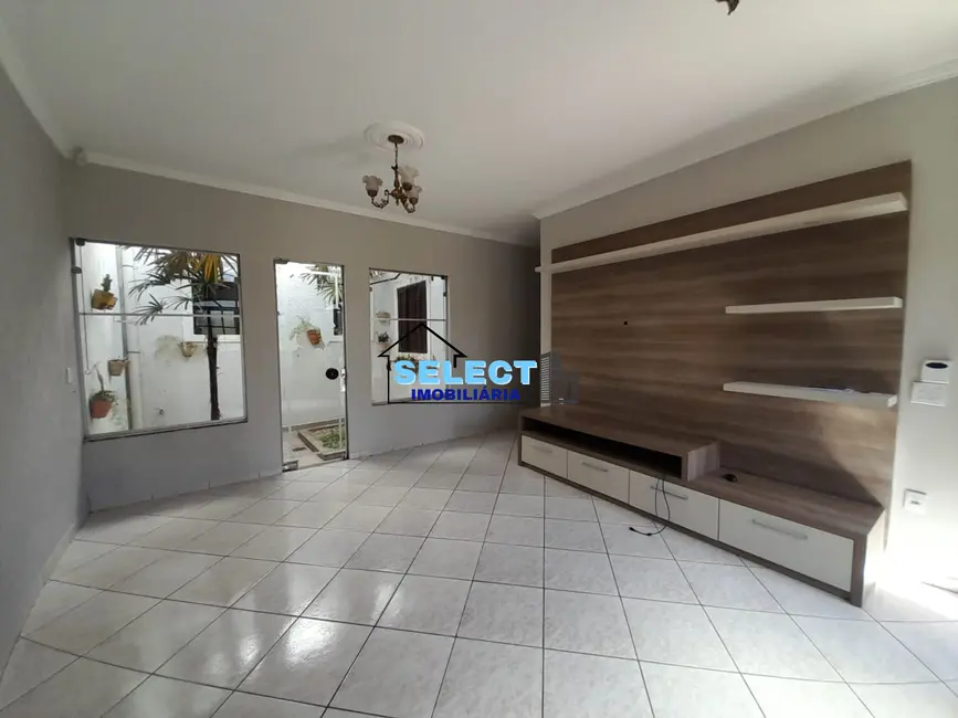 Foto 4 de Casa com 3 quartos à venda, 267m2 em Louveira - SP