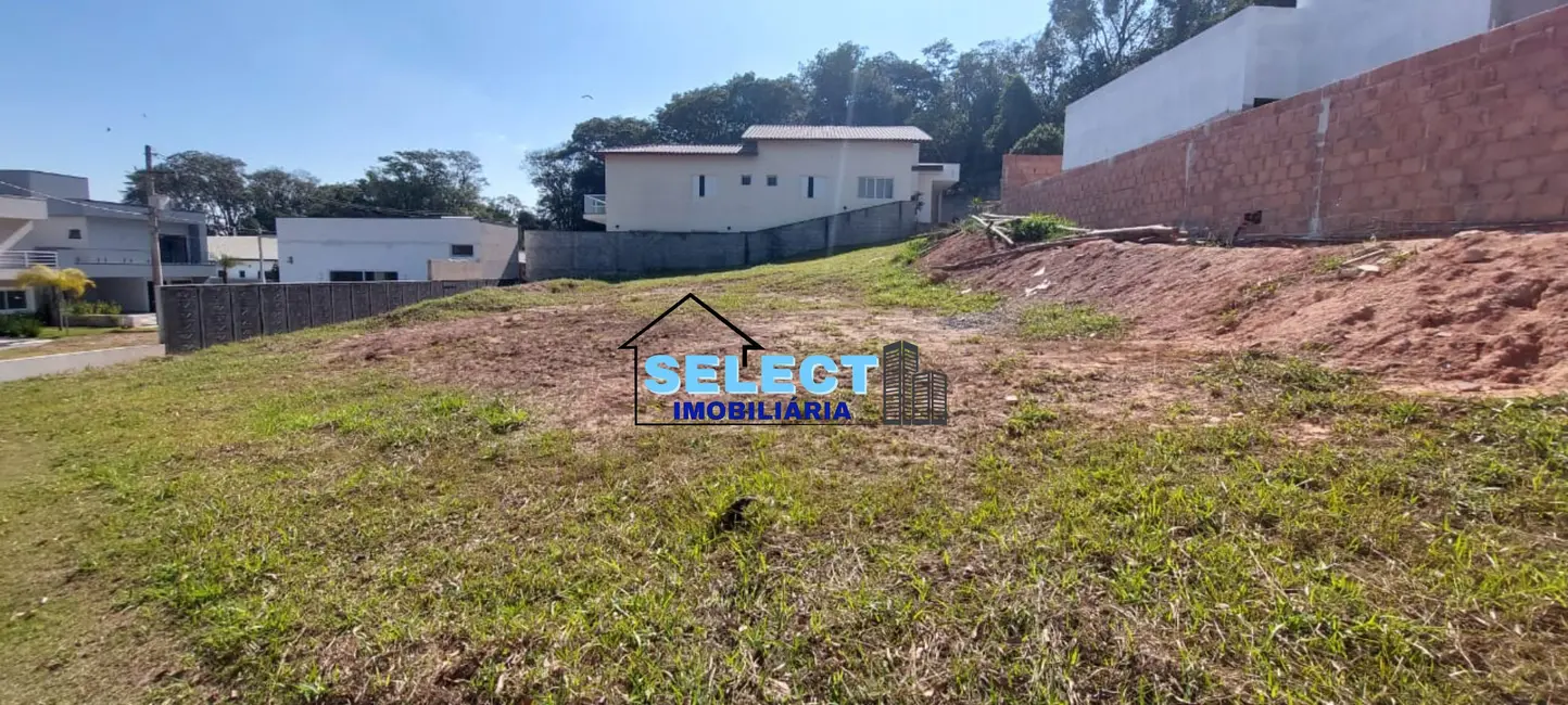 Foto 2 de Terreno / Lote à venda, 421m2 em Louveira - SP