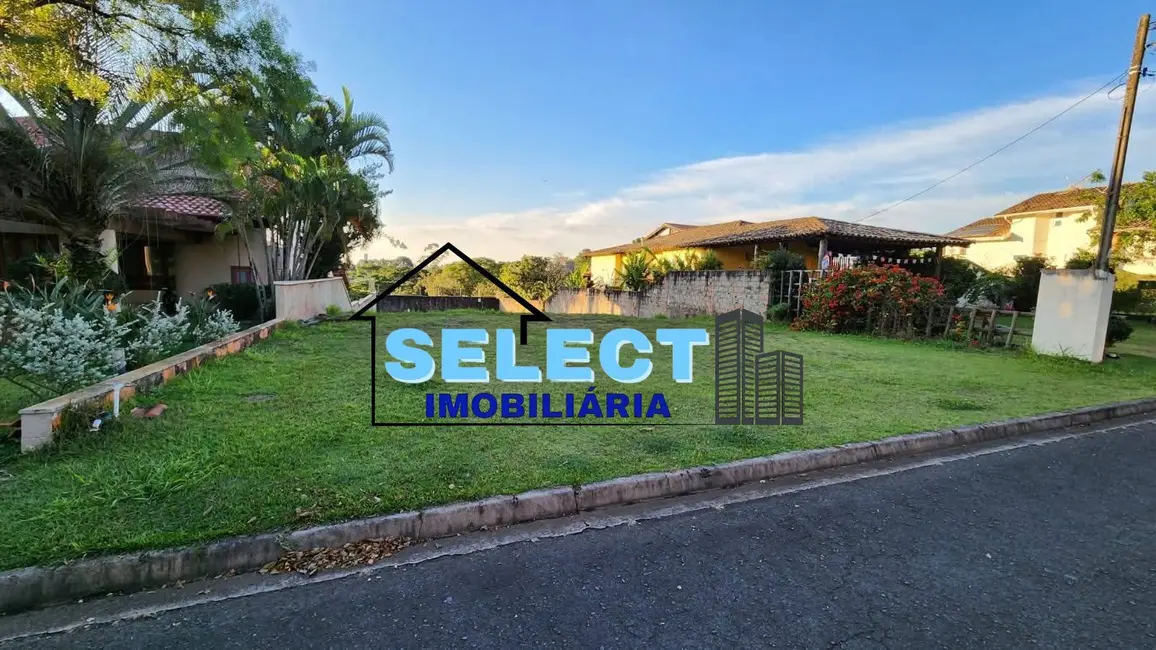 Foto 1 de Terreno / Lote à venda, 770m2 em Valinhos - SP