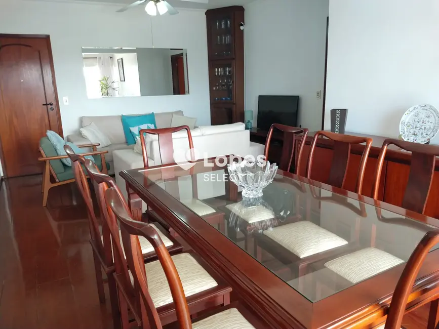 Foto 2 de Apartamento com 3 quartos à venda, 130m2 em Vila Embaré, Valinhos - SP