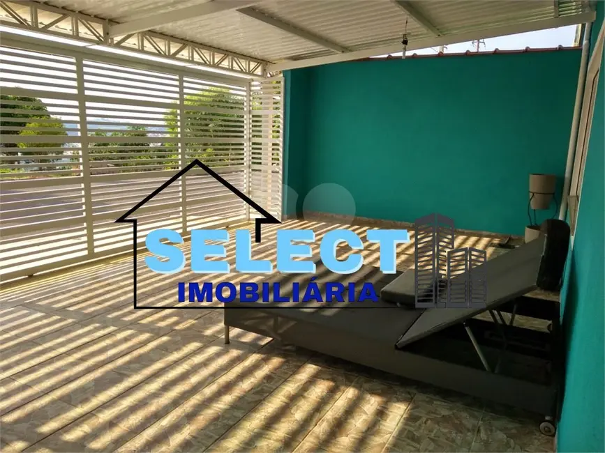 Casa com 4 quartos à venda, 250m2 em Loteamento Residencial Ana Carolina, Valinhos - SP - imagem 3 Foto 3 de Casa com 4 quartos à venda, 250m2 em Loteamento Residencial Ana Carolina, Valinhos - SP