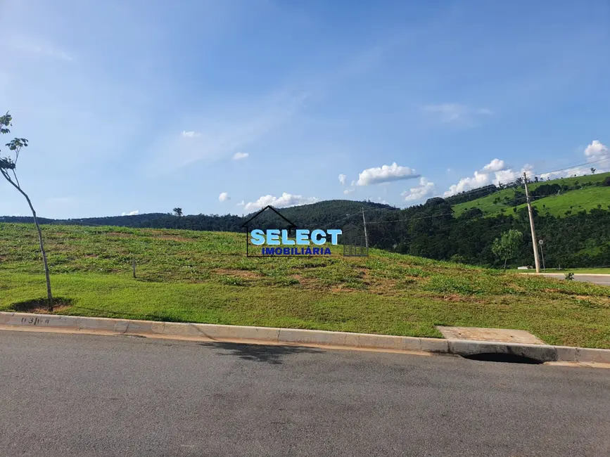 Foto 3 de Terreno / Lote à venda, 471m2 em Itatiba - SP