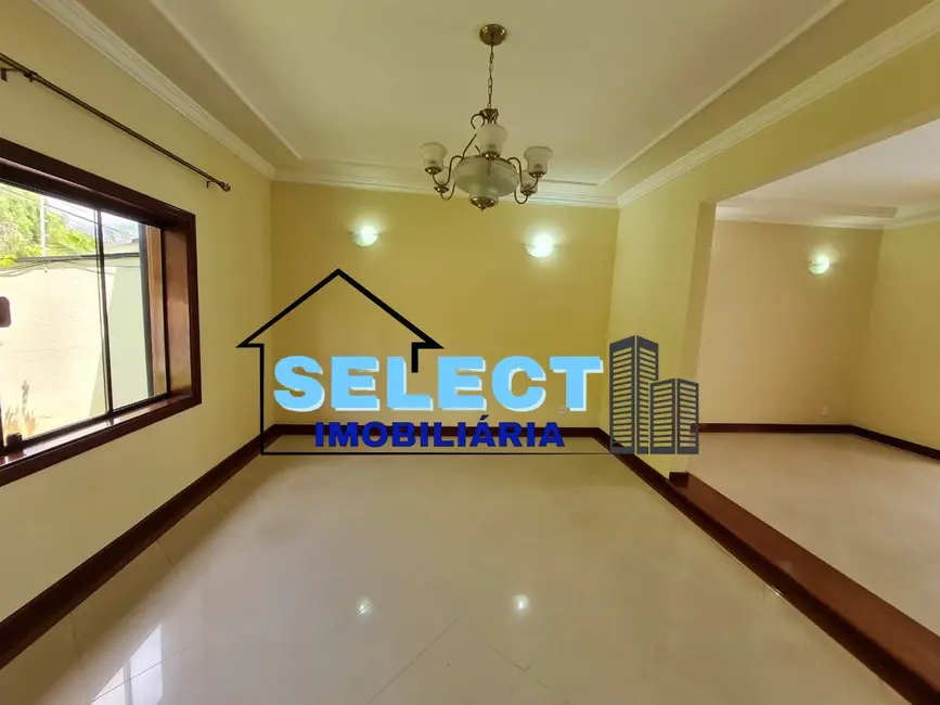 Casa com 3 quartos à venda, 450m2 em Parque Nova Suíça, Valinhos - SP - imagem 9 Foto 9 de Casa com 3 quartos à venda, 450m2 em Parque Nova Suíça, Valinhos - SP