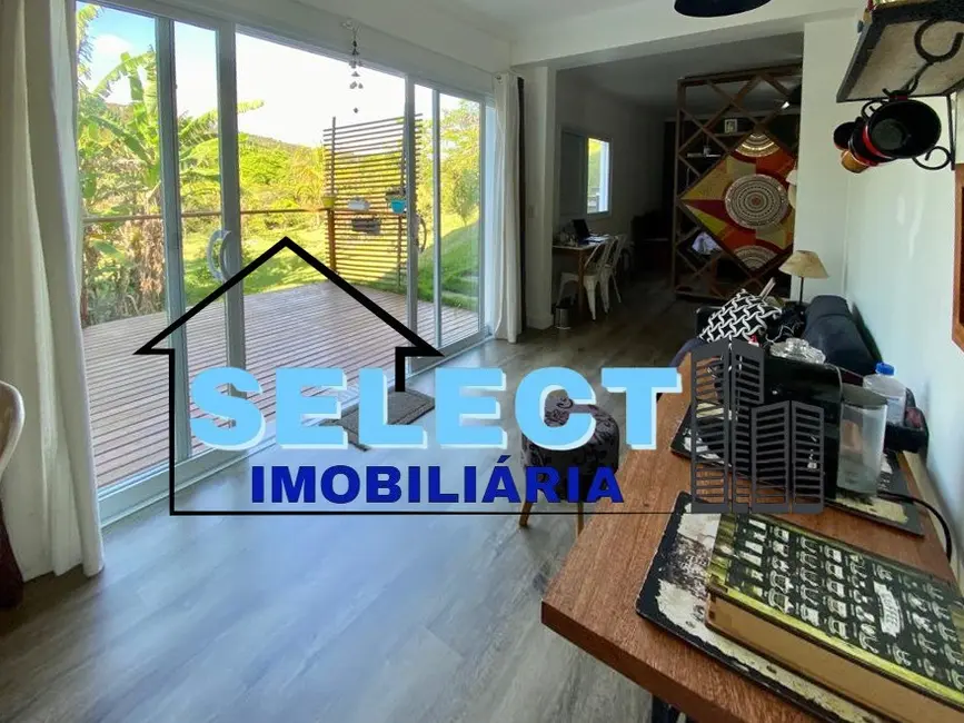 Chácara com 4 quartos à venda, 110m2 em Morro das Pedras, Valinhos - SP - imagem 3 Foto 3 de Chácara com 4 quartos à venda, 110m2 em Morro das Pedras, Valinhos - SP