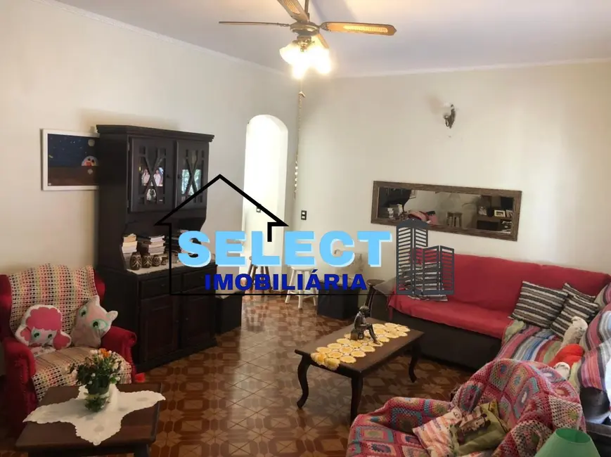 Casa com 3 quartos à venda, 218m2 em Jardim Novo Mundo, Valinhos - SP - imagem 7 Foto 7 de Casa com 3 quartos à venda, 218m2 em Jardim Novo Mundo, Valinhos - SP