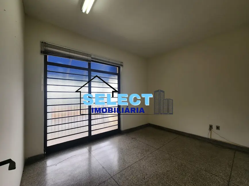 Sala Comercial para alugar, 100m2 em Jardim Santo Antônio, Valinhos - SP - imagem 8 Foto 8 de Sala Comercial para alugar, 100m2 em Jardim Santo Antônio, Valinhos - SP