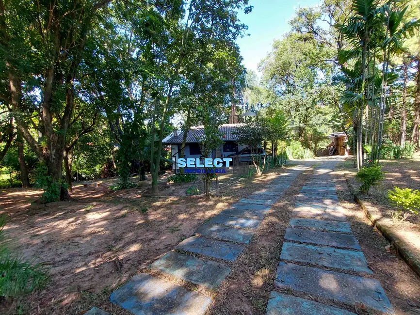 Chácara com 2 quartos à venda, 224m2 em Chácaras São Bento, Valinhos - SP - imagem 4 Foto 4 de Chácara com 2 quartos à venda, 224m2 em Chácaras São Bento, Valinhos - SP