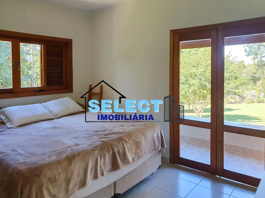 Foto 4 de Chácara com 2 quartos à venda, 150m2 em Valinhos - SP