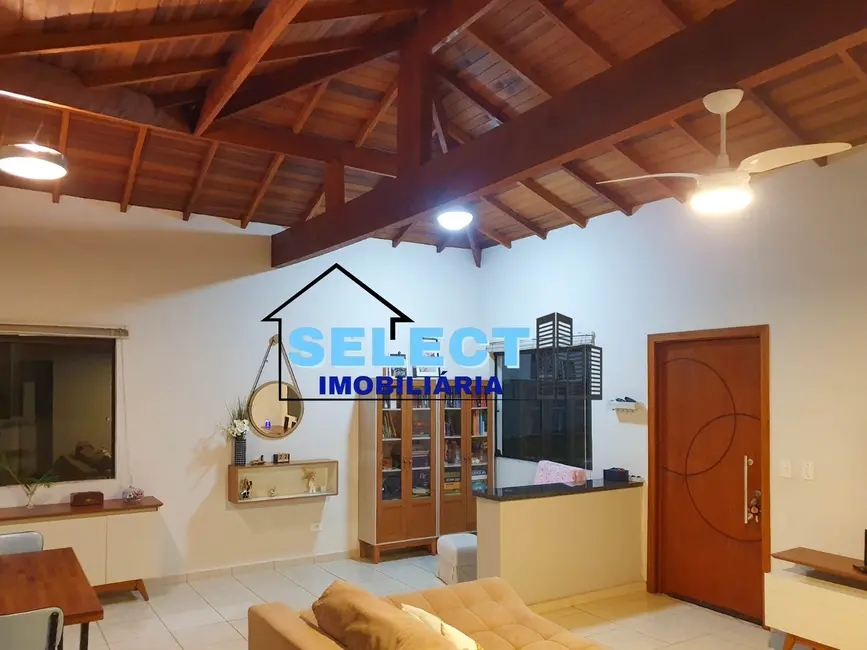 Foto 5 de Chácara com 2 quartos à venda, 150m2 em Valinhos - SP