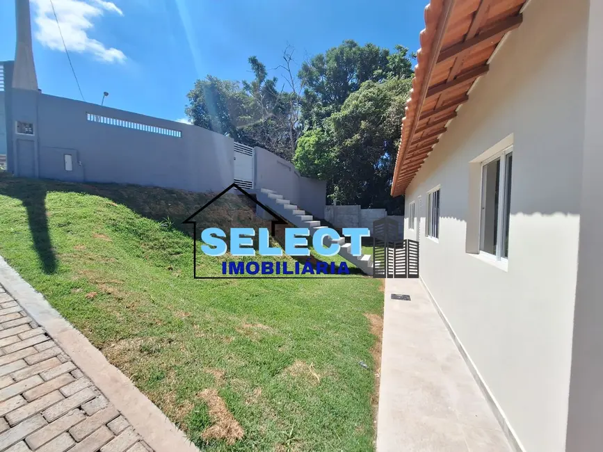 Foto 9 de Casa com 2 quartos à venda, 80m2 em Louveira - SP