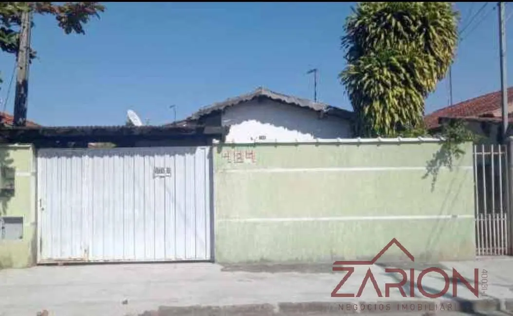 Foto 1 de Casa com 5 quartos à venda, 140m2 em Tremembe - SP