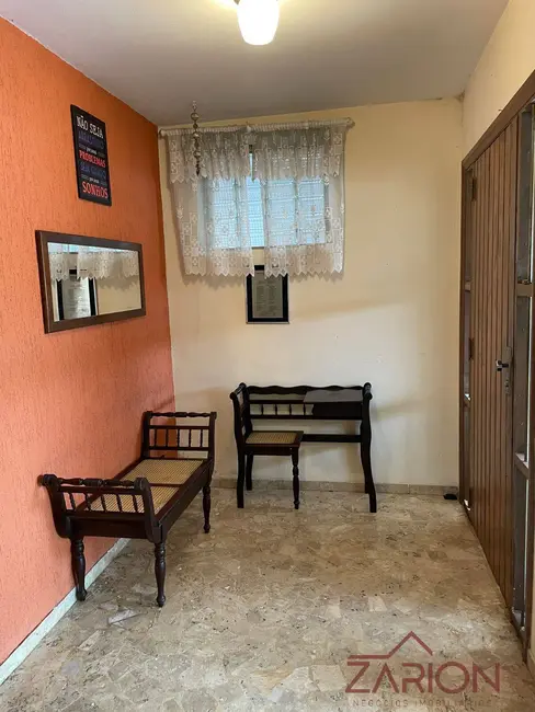 Foto 2 de Casa com 3 quartos para alugar, 218m2 em Centro, Taubate - SP