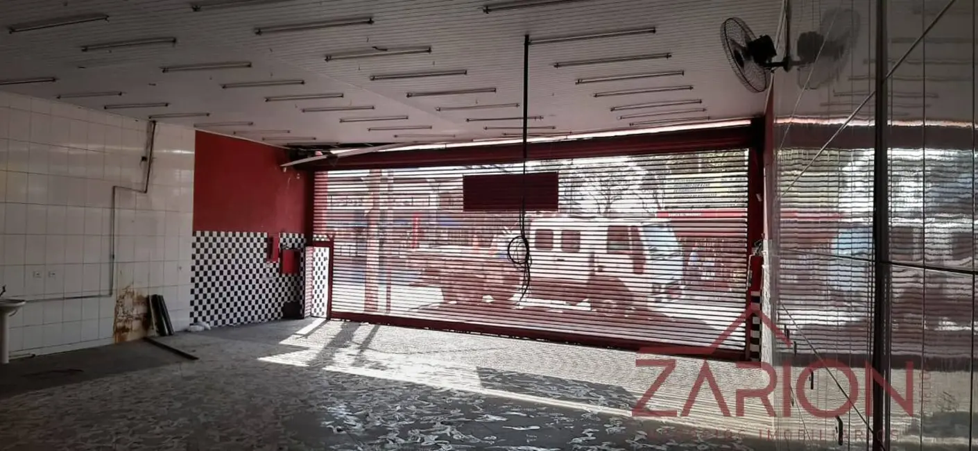 Foto 2 de Loja para alugar, 253m2 em Centro, Taubate - SP