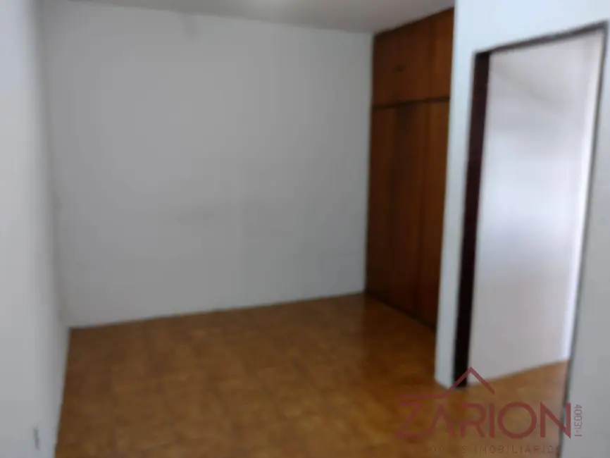 Foto 2 de Casa com 1 quarto para alugar, 190m2 em Taubate - SP
