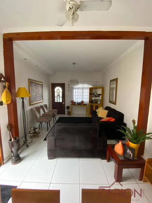 Foto 4 de Casa com 2 quartos à venda, 100m2 em Centro, Pindamonhangaba - SP