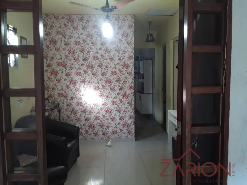 Foto 4 de Casa com 4 quartos à venda, 250m2 em Residencial Sítio Santo Antônio, Taubate - SP