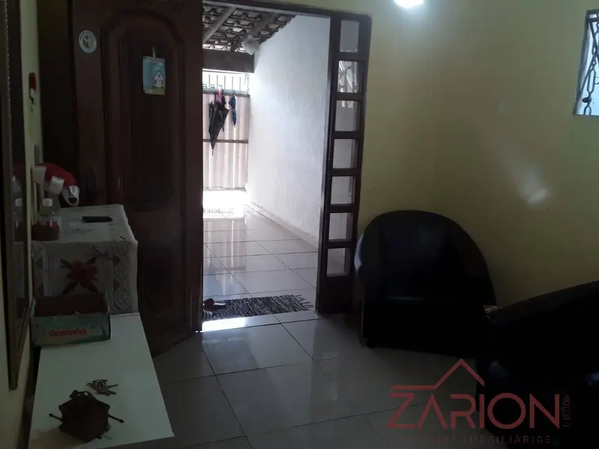 Foto 5 de Casa com 4 quartos à venda, 250m2 em Residencial Sítio Santo Antônio, Taubate - SP