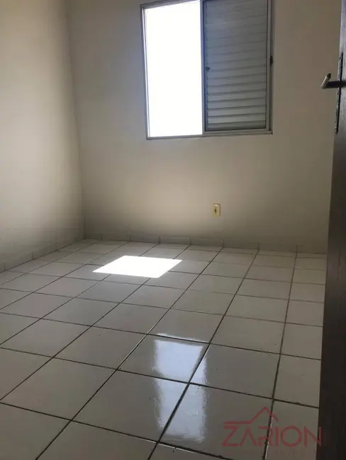 Foto 5 de Apartamento com 2 quartos à venda, 53m2 em Jardim Gurilândia, Taubate - SP