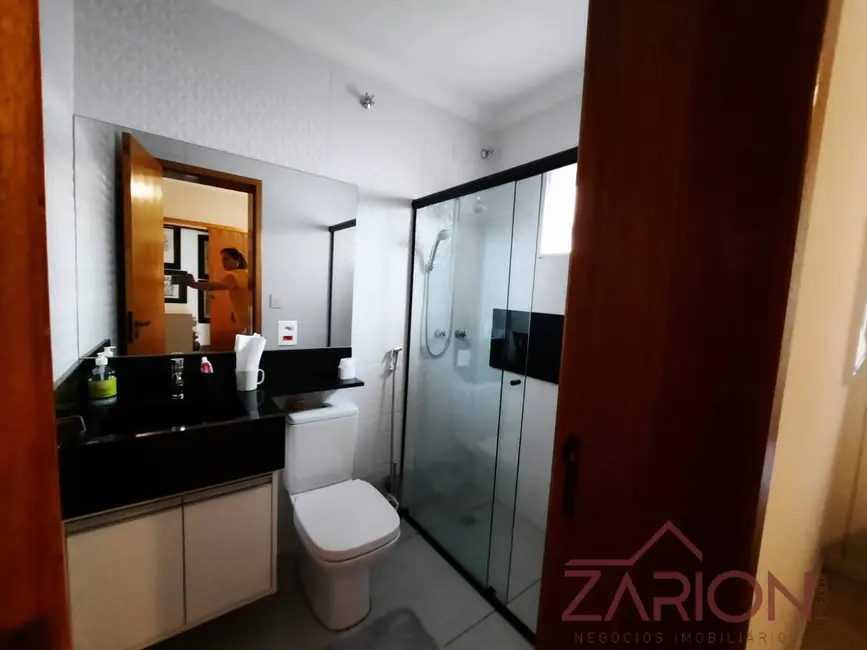 Foto 6 de Casa com 4 quartos à venda, 166m2 em Centro, Taubate - SP