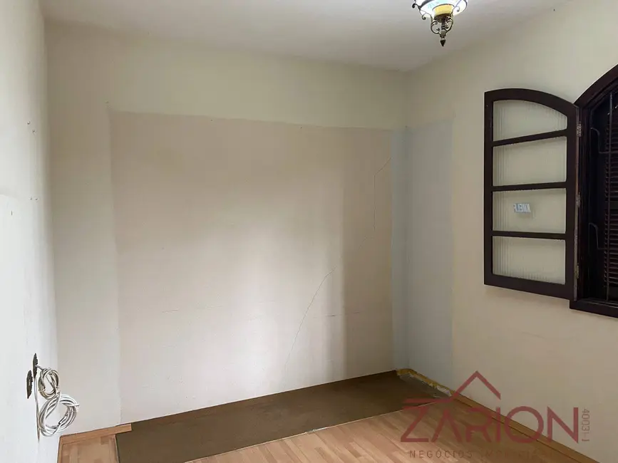 Foto 6 de Casa com 8 quartos à venda, 1000m2 em Centro, Taubate - SP