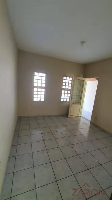 Foto 3 de Casa com 2 quartos à venda, 96m2 em Esplanada Independência, Taubate - SP