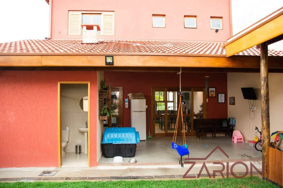 Foto 9 de Casa com 3 quartos para alugar, 200m2 em Jardim Hípica Pinheiro, Taubate - SP