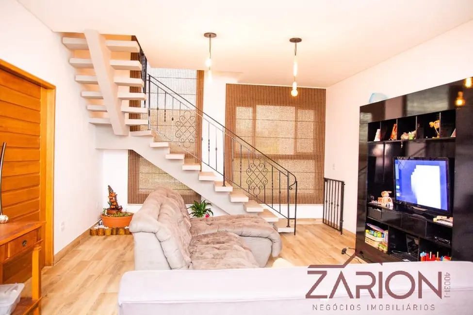 Foto 8 de Casa com 3 quartos para alugar, 200m2 em Jardim Hípica Pinheiro, Taubate - SP