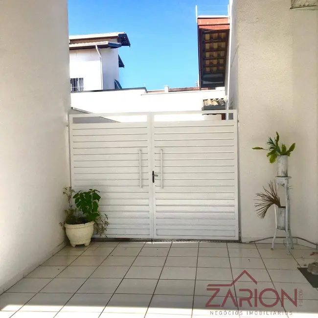 Foto 4 de Casa com 3 quartos à venda, 98m2 em Piracangaguá, Taubate - SP