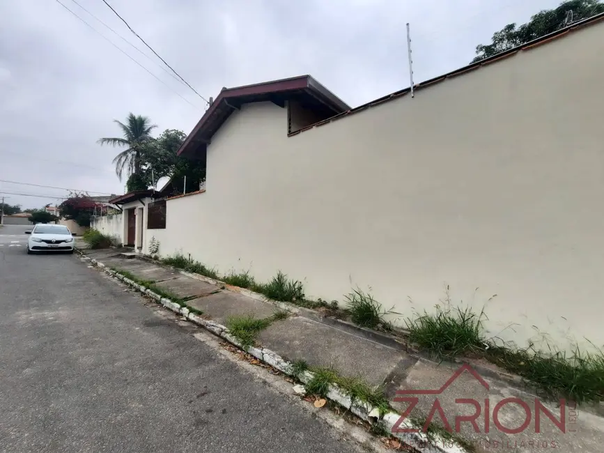 Foto 6 de Casa com 3 quartos à venda, 900m2 em Tremembe - SP