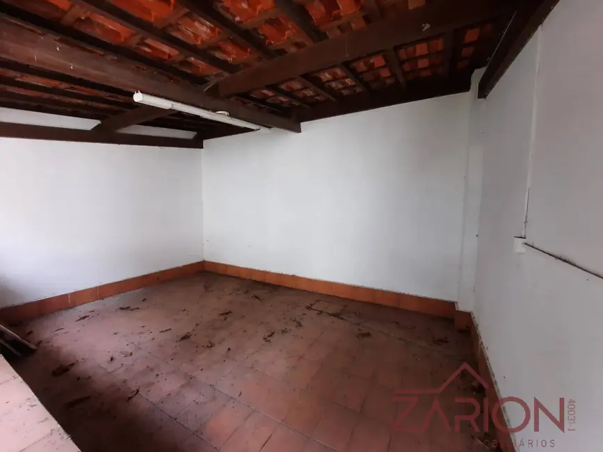 Foto 2 de Casa com 3 quartos à venda, 900m2 em Tremembe - SP