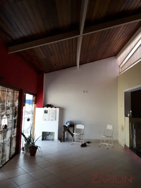 Foto 6 de Sobrado com 3 quartos à venda, 225m2 em Esplanada Independência, Taubate - SP