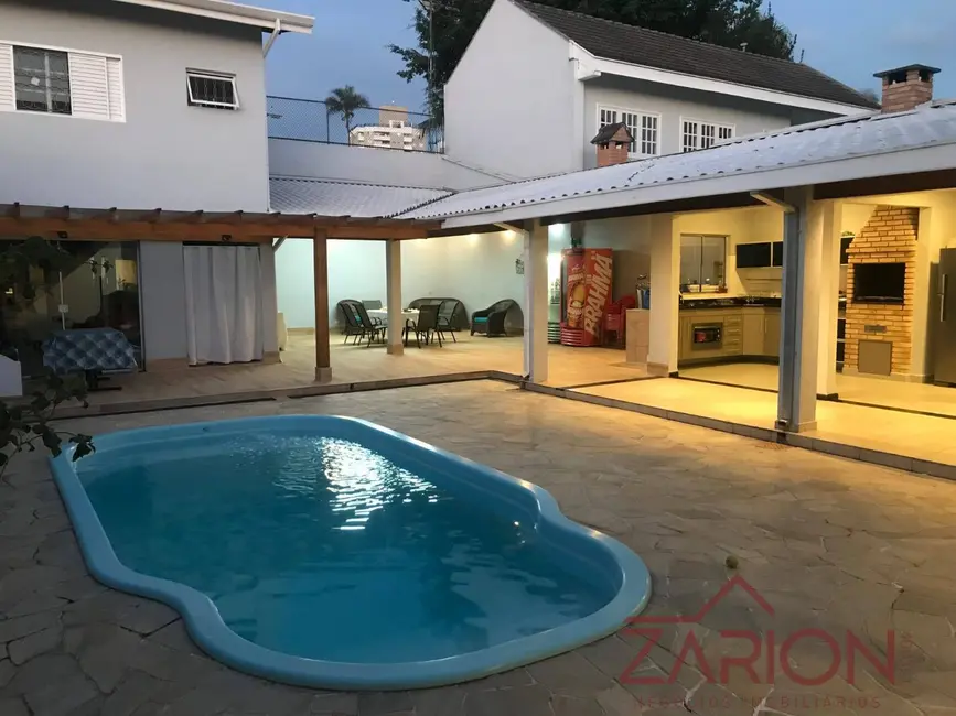 Foto 7 de Casa com 4 quartos à venda, 464m2 em Taubate - SP