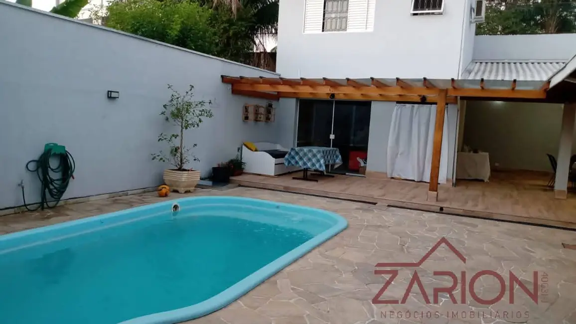 Foto 3 de Casa com 4 quartos à venda, 464m2 em Taubate - SP