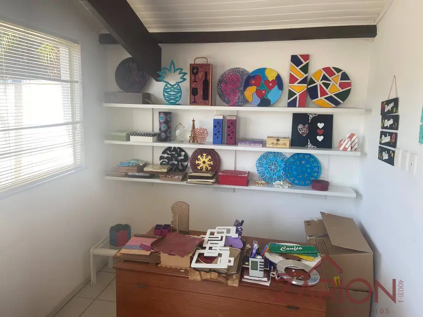 Foto 6 de Casa com 2 quartos à venda, 230m2 em Vila das Jabuticabeiras, Taubate - SP