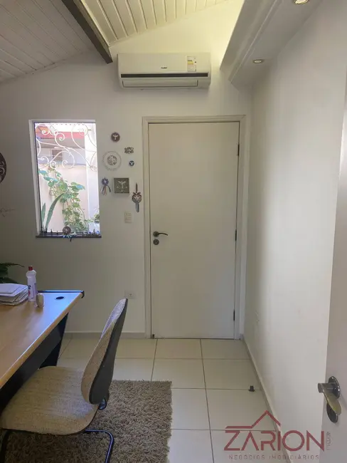 Foto 9 de Casa com 2 quartos à venda, 230m2 em Vila das Jabuticabeiras, Taubate - SP