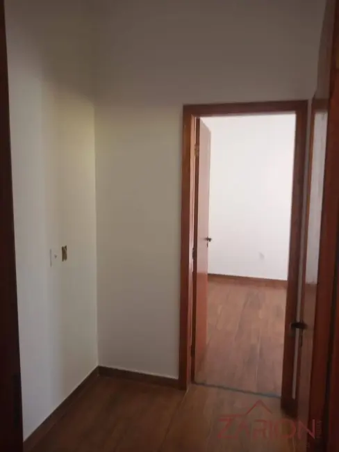 Foto 4 de Casa com 2 quartos à venda, 98m2 em Jardim Morumby, Taubate - SP