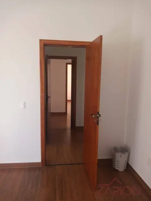 Foto 3 de Casa com 2 quartos à venda, 98m2 em Jardim Morumby, Taubate - SP