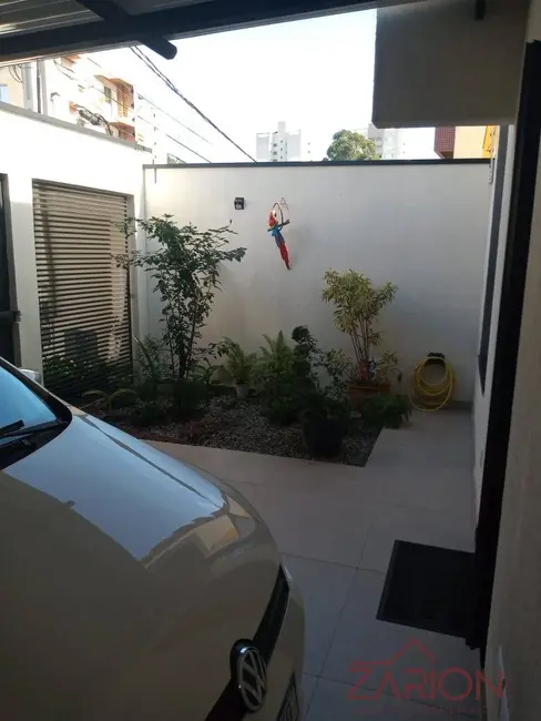 Foto 3 de Casa com 3 quartos à venda, 165m2 em Jardim Morumby, Taubate - SP
