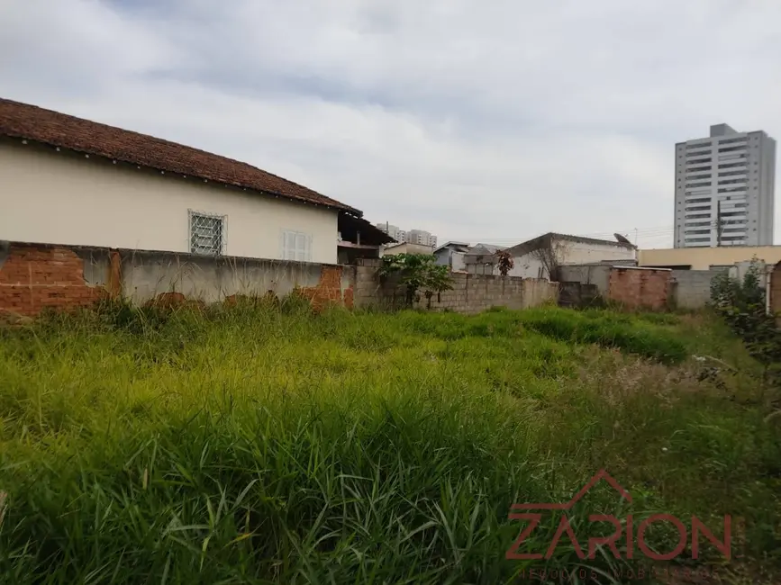 Foto 3 de Terreno / Lote à venda, 350m2 em Parque Residencial Bom Conselho, Taubate - SP