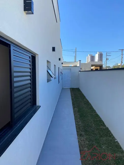 Foto 2 de Casa com 3 quartos à venda, 140m2 em Parque São Luís, Taubate - SP