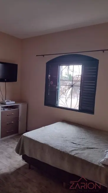 Foto 4 de Casa com 3 quartos à venda, 120m2 em Taubate - SP