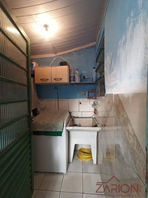 Foto 7 de Casa com 2 quartos à venda, 125m2 em Jardim América, Taubate - SP