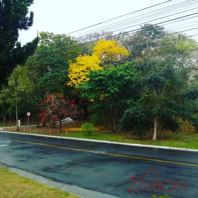 Foto 2 de Casa com 4 quartos à venda, 350m2 em Tremembe - SP