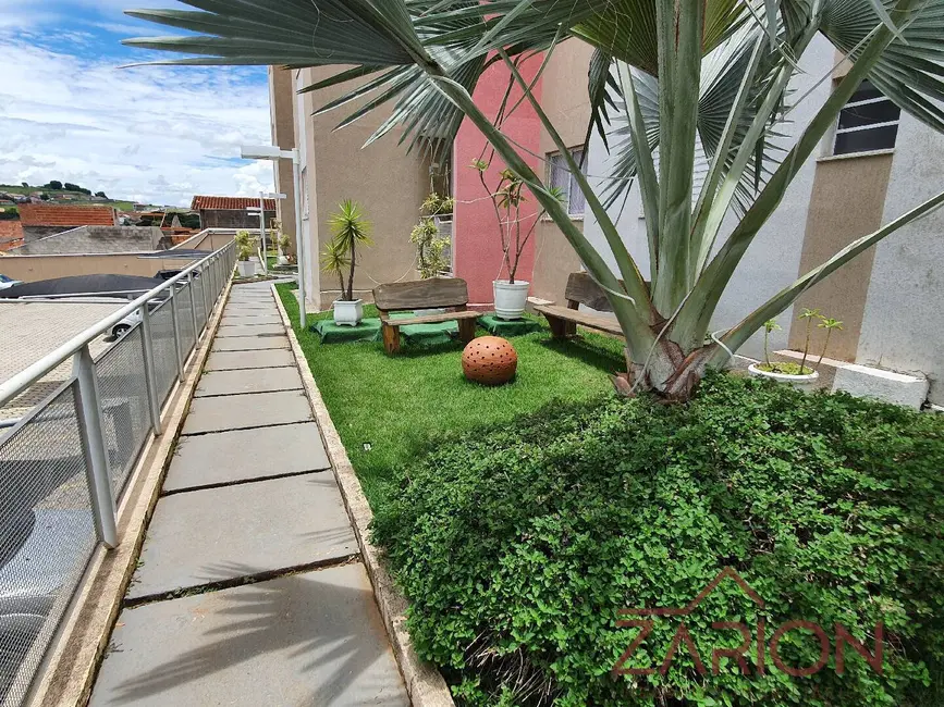 Foto 3 de Apartamento com 2 quartos à venda, 55m2 em Granjas Panorama, Taubate - SP