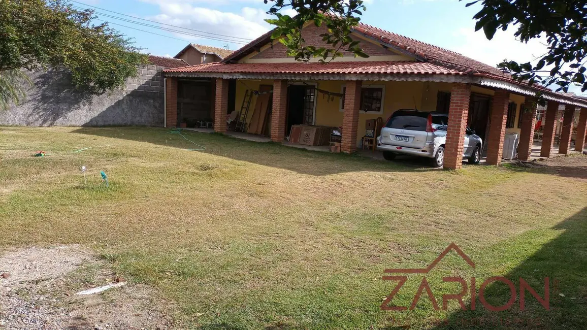 Foto 1 de Casa com 3 quartos à venda, 250m2 em Parque São Luís, Taubate - SP