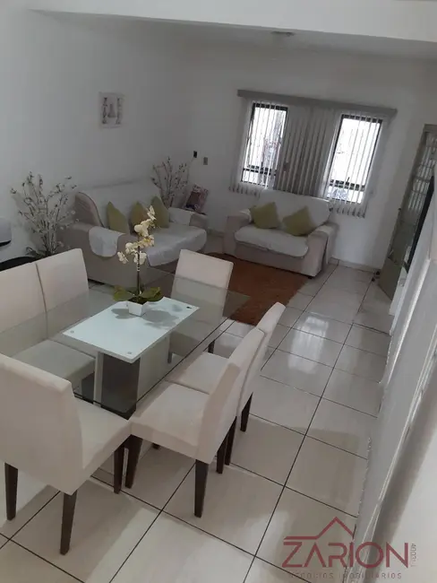 Foto 9 de Apartamento com 4 quartos à venda, 125m2 em Conjunto Residencial Araretama, Pindamonhangaba - SP