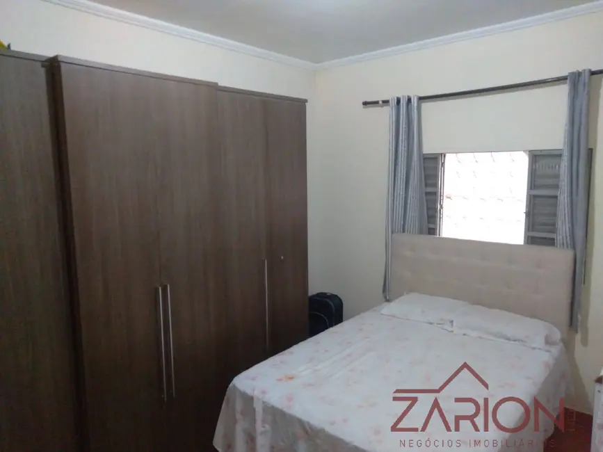 Foto 3 de Casa com 2 quartos à venda, 150m2 em Tremembe - SP